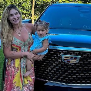 Virginia Fonseca usava looks mais soltinhos em casa