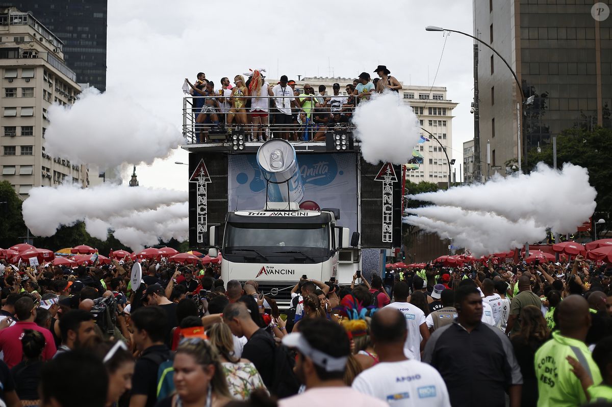 Carnaval Rua Rio Foto: O Carnaval de Rua do Rio de Janeiro é uma tradição vibrante que ...