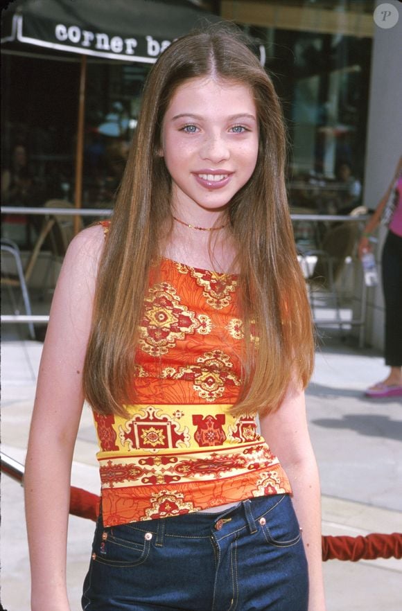 2000: Michelle Trachtenberg chegou no novo século na adolescência