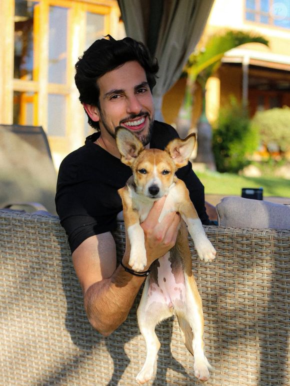 Genro de Faustão, Julinho Casares é apaixonado por animais, assim como a filha do apresentador, Lara