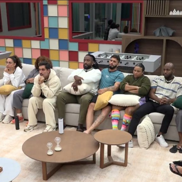 O Casa do Patrão realizou sua primeira eliminação e movimentou a web com discurso de Leandro Hassum