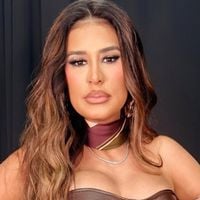 Simone Mendes na Justiça: juíza impõe multa diária de R$ 2 mil e dá 30 dias para cantora reparar mansão do guitarrista do Tihuana; batalha judicial se arrasta desde 2024