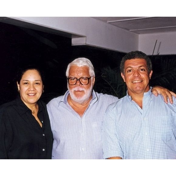 Filho mais velho de Manoel Carlos, Manoel Carlos Júnior morreu em 2012 vítima de um ataque cardíaco