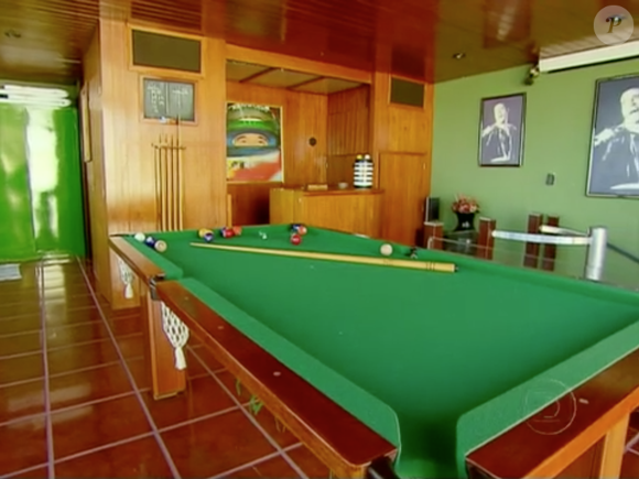 Imóvel que pertenceu a Elymar Santos contava com área gourmet, que incluía mesa de sinuca e jogos