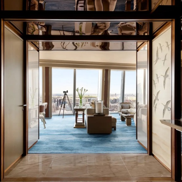 O The Shard, arranha-céu de cerca de 310 metros em Londres, abriga o Shangri-La The Shard entre os andares 34 e 52