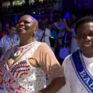 Nesta terça-feira (17), Neguinho da Beija-Flor esteve presente na Sapucaí com um 'cargo' diferente do seu anterior