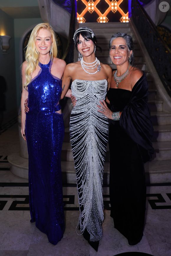 Anttónia completou 33 anos no dia 7 de agosto, mas reuniu familiares e amigos em uma comemoração especial dias depois