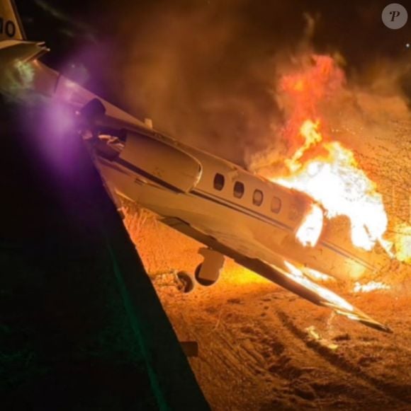 Rey Vaqueiro estava na aeronave com parte de sua equipe