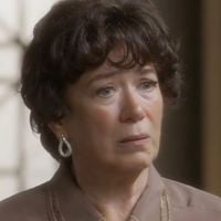 O que acontece com Maristela no final de 'Garota do Momento'? Vilã entende que barata pode ser uma terrível companheira; aos detalhes