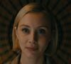 Em 'Desobedientes', Sarah Gadon é Laura, uma mulher inteligente que conquista todos ao redor, mas guarda segredos que nem o marido conhece