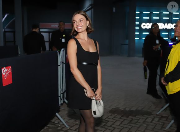 Isis Valverde: ‘Nos conhecemos por amigos em comum, mas, antes do primeiro contato, um colunista tinha publicado que eu estava tendo um affair com ele’, disse ela ao jornal O Globo