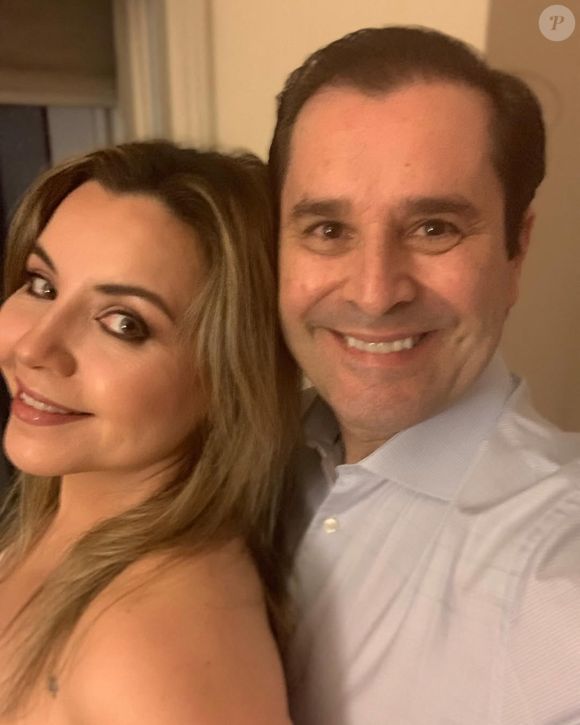 Bob Floriano deixa a mulher, a consultora Viviane Faustini, e duas filhas