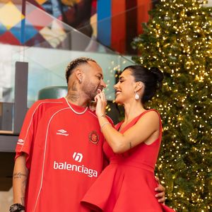 Neymar e Bruna Biancardi anunciaram a segunda gravidez em pleno Natal, nesta semana