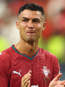 'Cristiano Ronaldo foi mimado': após eliminação de Portugal, famoso jornal dos EUA acusa Seleção Portugusa de 'pagar o preço' por série de decisões incorretas sobre o jogador