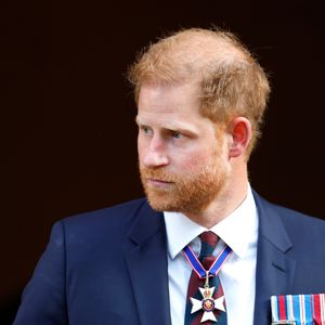 Conforme informou a People, Harry deve receber uma indenização de oito dígitos, cerca de R$ 72 milhões