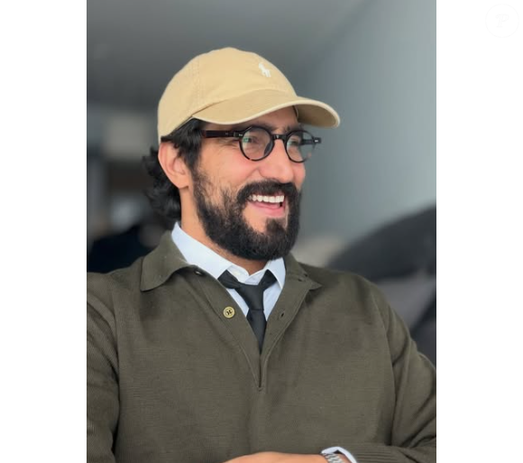 Na novela 'Quem ama cuids', Heitor estará com uma aparência bastante diferente daquela esperada para um integrante da poderosa família Brandão: barba grande e aspecto de andarilho.