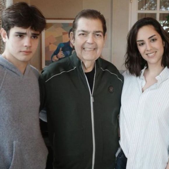 Rodrigo Silva (à esquerda), filho caçula de Faustão, faz linda homenagem no Dia dos Pais. 'Melhor que poderia ter tido'