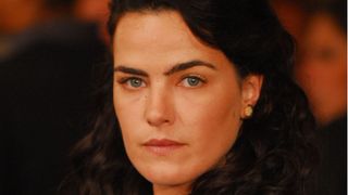 Cotada para 'Avenida Brasil 2', Ana Paula Arósio fez sua 1ª vilã há 24 anos; novela ficou marcada por ferimento da atriz em colega de trabalho