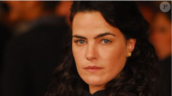 Ana Paula Arósio recebeu o convite para voltar às novelas da Globo na continuação de Avenida Brasil