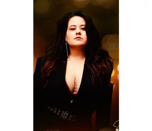 Fragilizada, Agatha (Karol Lannes) abrirá espaço para que a mãe volte a fazer parte de sua vida, e , assim, ela vai chegando no coração de Tufão.