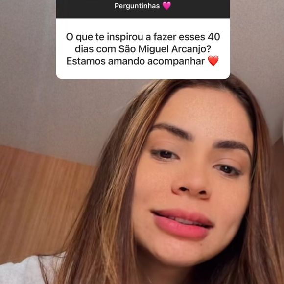 Nesta quinta-feira (31), a cantora Lexa abriu uma caixinha de perguntas em seu perfil, no Instagram, para falar com os seguidores. Dentre os temas, ela citou a fé.