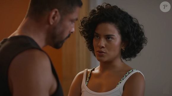 Maria de Fátima (Bella Campos) faz Olavo (Ricardo Teodoro) se tornar novo namorado de Celina (Malu Galli) para arrancar dinheiro dela