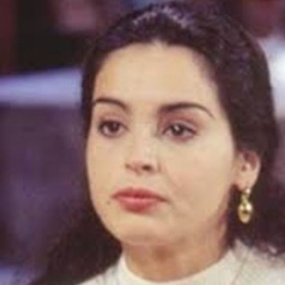 Resumo da novela 'A Viagem': Carmem fala com Lisa sobre suas decepções amorosas.