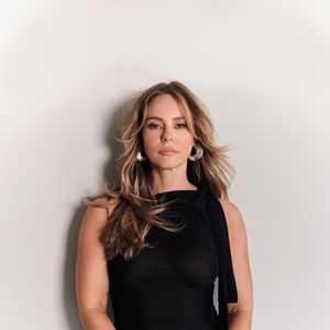 Heleninha Roitmann é acoolista em 'Vale Tudo' - segundo a psicóloga, este fator pode 'agravar significativamente a depressão'.