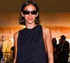 Vestido preto é um elemento precioso para demonstrar poder