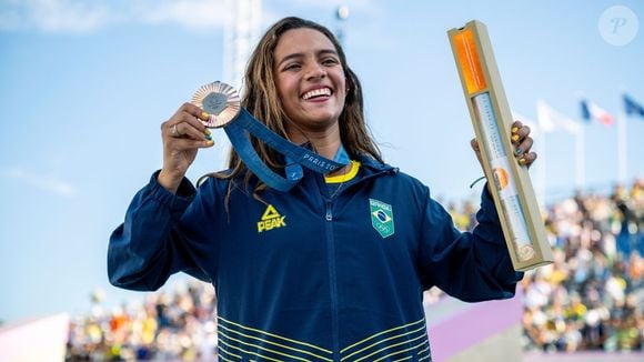 Rayssa Leal também está na lista de seguidores famosos de João Fonseca