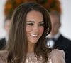 Em 2011, Kate Middleton exibia cabelos lisos na cor castanho natural