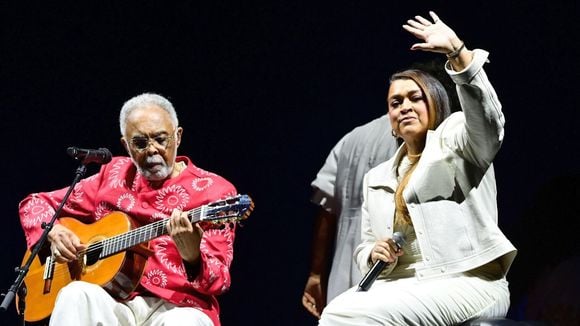 Com câncer, Preta Gil faz o pai chorar com participação em show e emociona a web: ‘Parecia uma despedida’