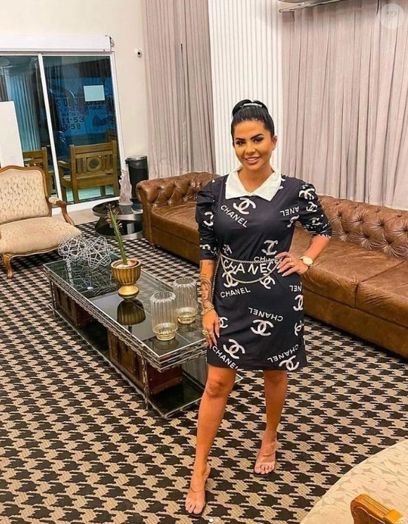 Em meio ao turbilhão de denúncias, outro conflito ganhou destaque: a ação judicial movida por sua ex-aliada Renallida Lima, conhecida nas redes sociais como 'Pastora do Pix'