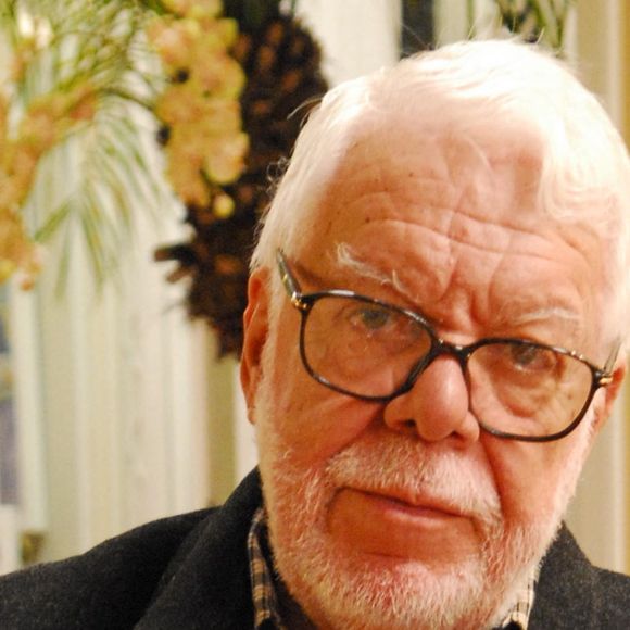 URGENTE: morre Manoel Carlos, autor de 'Laços de Família' e 'Mulheres Apaixonadas', aos 92 anos