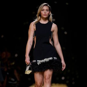 Gabriely Miranda, mulher de Endrick, estreia na Semana de Moda de Madrid