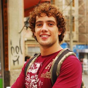 Primeira novela de destaque de Rafael Cardoso na TV Globo foi 'Beleza Pura' em 2008