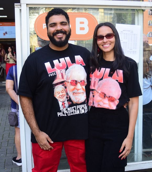 Paulo Vieira com a esposa registraram votos no Rio de Janeiro.