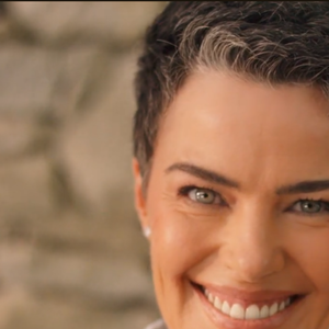 Ana Paula Arósio está longe da televisão há 15 anos e causou comoção ao reaparecer em um comercial nesta semana