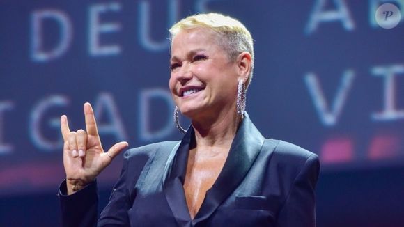 Xuxa Meneghel também se dedicou a musculação, funcional e treinos de boxe com o personal de Marquezine
