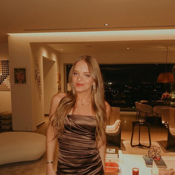 No último domingo (12), Rafaella Justus abriu uma caixinha de perguntas no Instagram e pediu para fãs fazerem suposições sobre sua vida