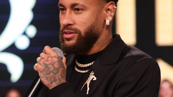 Neymar vai deixar o Santos em 2027? Craque revela planos para o futuro em leilão beneficente: 'Quando acabar o meu contrato...'