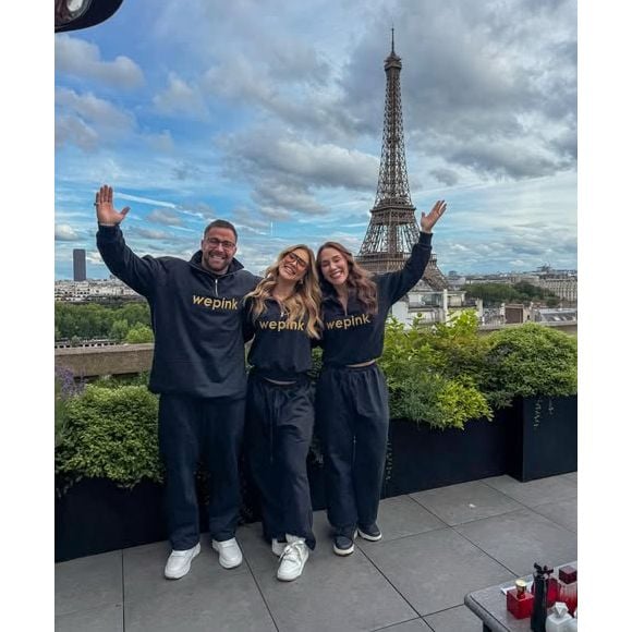 Virgínia Fonseca surgiu com os sócios da We Pink em Paris