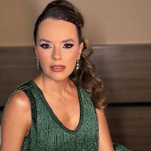 Thaeme Mariôto foi vencedora da segunda temporada do extinto programa ‘Ídolos’, no SBT