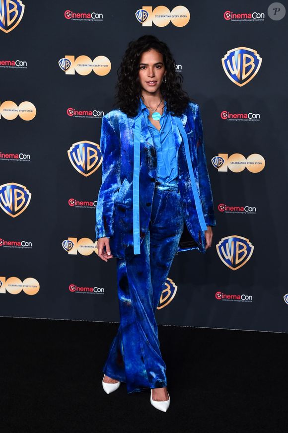 Bruna Marquezine entrou no filme ‘Besouro Azul’, que a apresentou ao mercado hollywoodiano, com o suporte da atual empresária