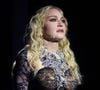 Madonna causa polêmica com atitude instantes antes do show de Lady Gaga e web detona: 'Tá com inveja da Gaga'
