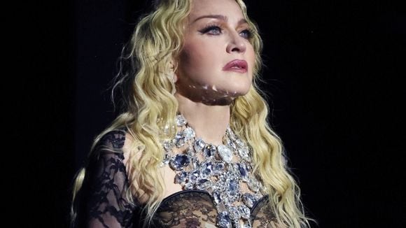 'Tá com inveja da Gaga': Madonna causa polêmica com atitude instantes antes do show de Lady Gaga e recebe chuva de críticas na web