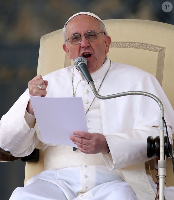 Mais do que líder espiritual, Papa Francisco foi mestre da simplicidade: com conselhos diretos sobre amor, perdão e convivência, deixou um legado de sabedoria cotidiana que atravessa gerações