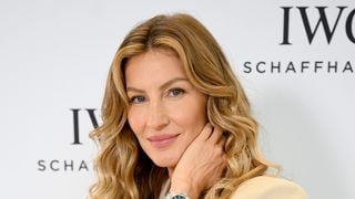 Sem leite, sem óleo e sem farinha de trigo: o bolo de cenoura favorito de Gisele Bündchen cabe na dieta, é leve e perfeito para um café da tarde em família