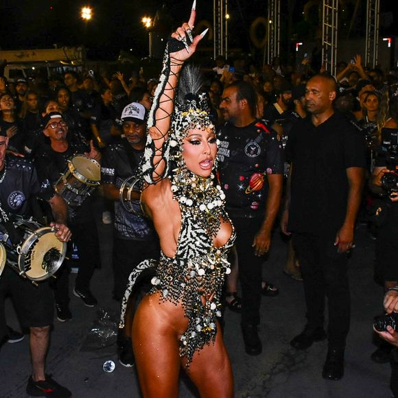 O corpo escultural de Sabrina Sato roubou a cena