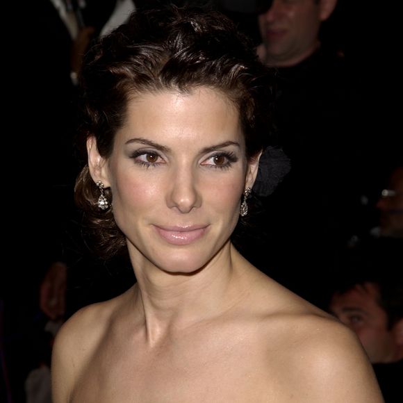Sandra Bullock está fazendo 61 anos neste sábado, 26 de julho de 2025.